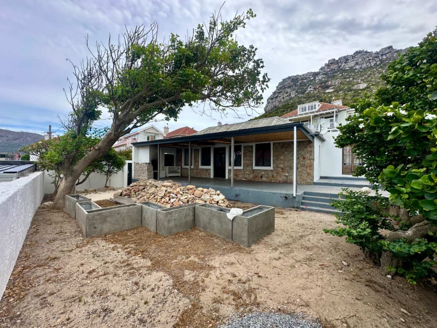 3 Bedroom Property for Sale in Kalk Bay Western Cape